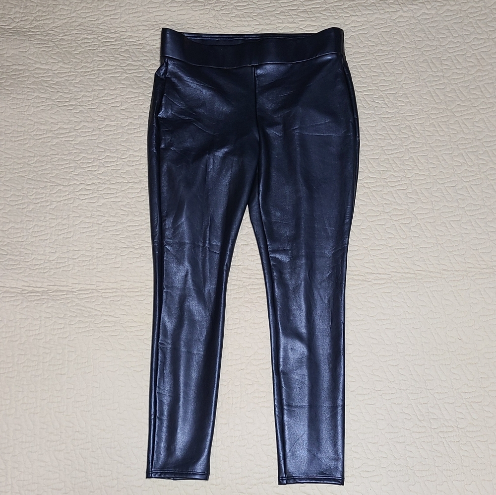 Loft Faux Leather leggings size M - Picture 3 of 11
